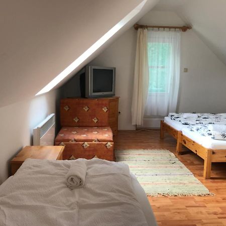 Boroka Vendeghaz Hotel Matrakeresztes Buitenkant foto